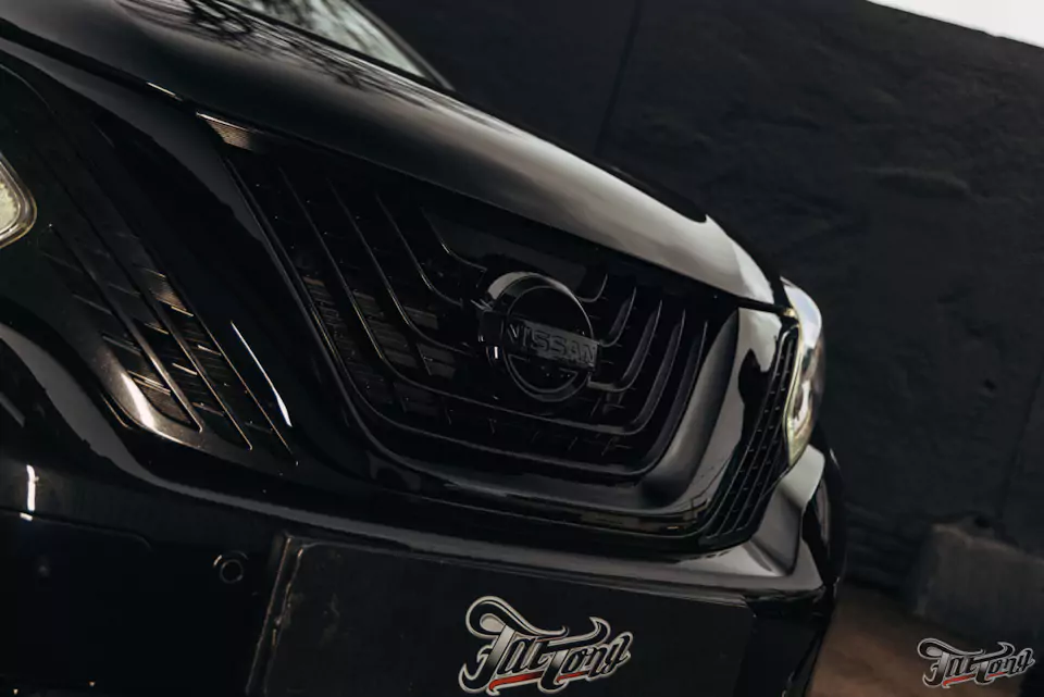 Восстановили Nissan Murano за 1 900 000 рублей! Кузовной ремонт и покраска, антихром, оклейка полиуретаном, окрас дисков и суппортов, комплекс детейлинг-услуг и реставрация кожи